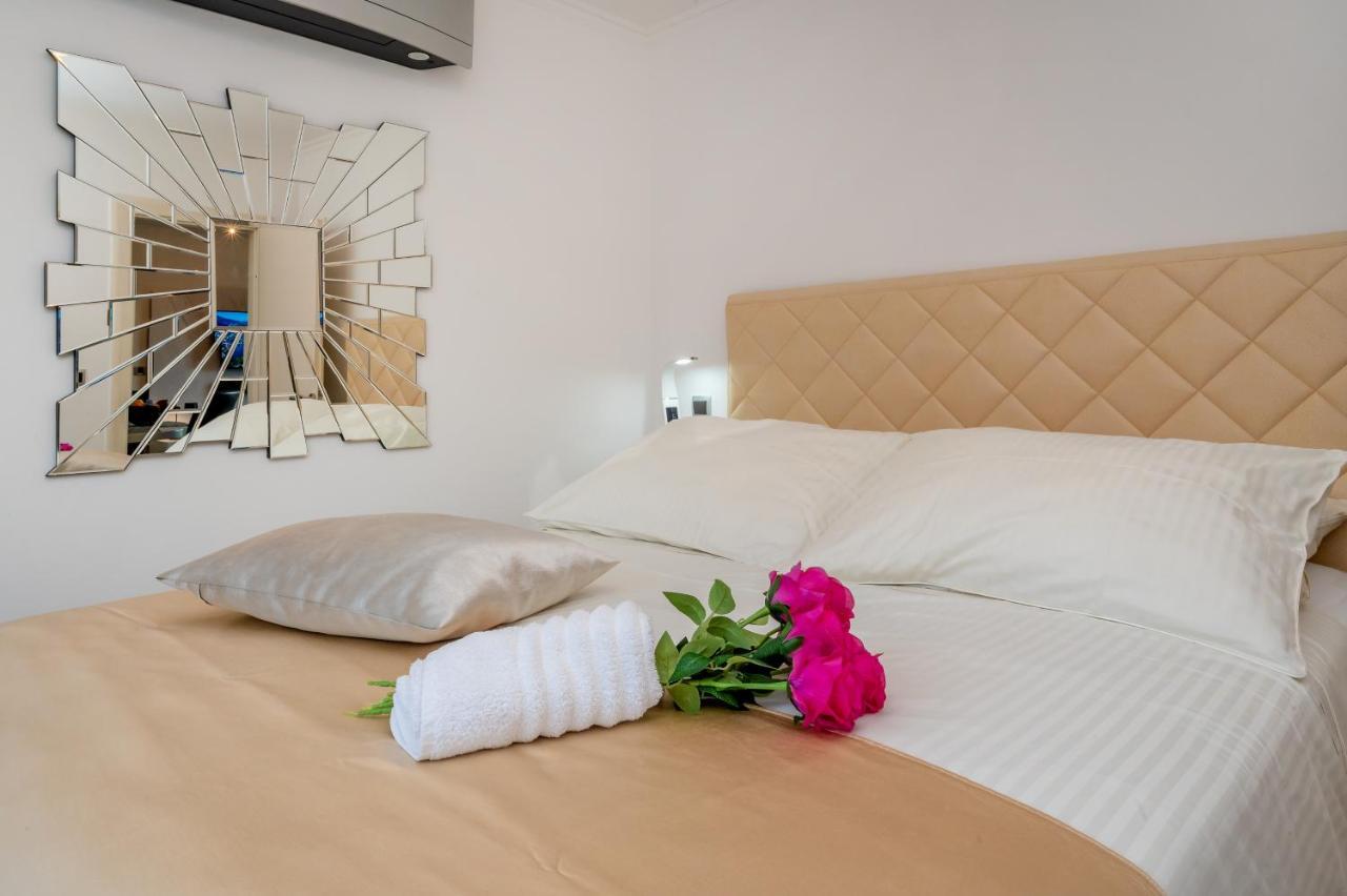 Uniquely Designed Villa Ivana With Outdoor Jacuzzi Nearby The Pebble Banje Beach At The Island Of Solta Rogac Luaran gambar